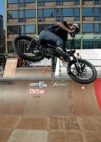 geneva-bmx.jpg
